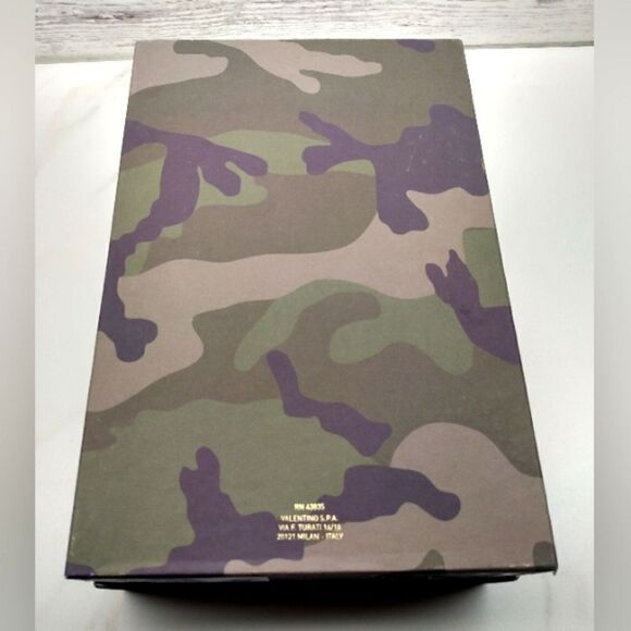 Valentino Garavani Camouflage Shoe Box Storage - Picture 9 of 14